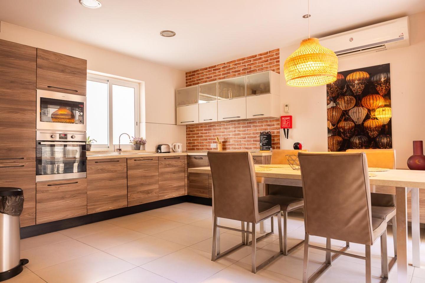 Balluta Bay Spacious Apt - 2Br Sliema Exterior photo